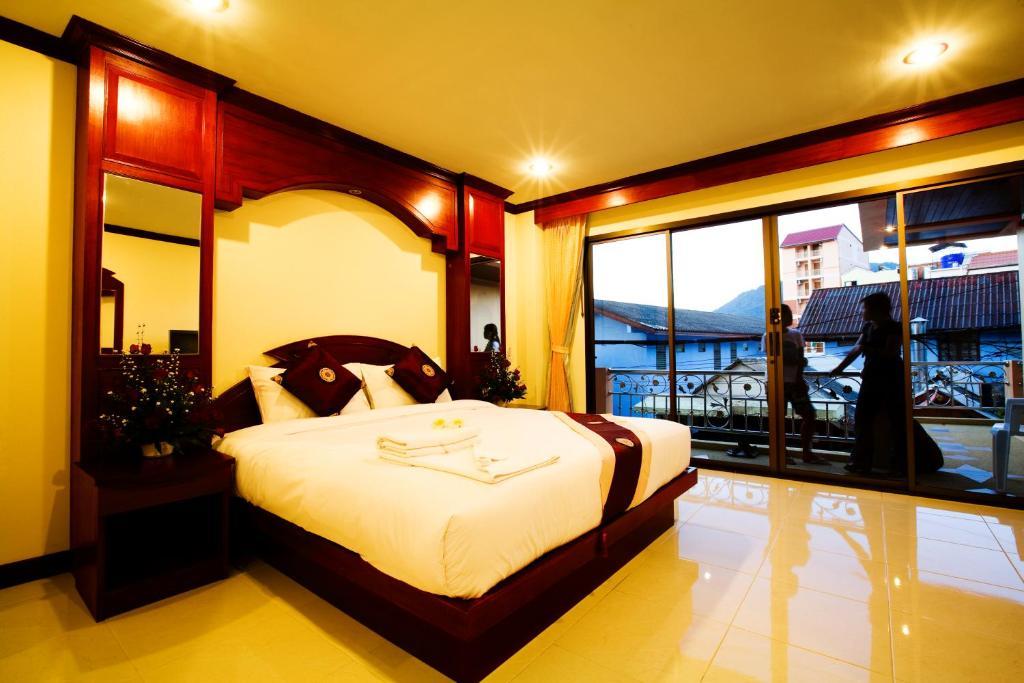 Baan Sudarat Hotel Phuket Exterior foto